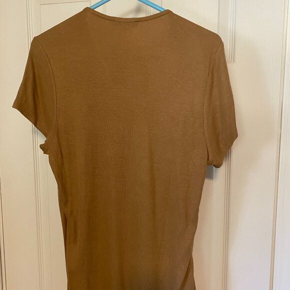 INC Woman's 2XL Tan V-neck Ribbed Knit Top NWT - Picture 2 of 5
